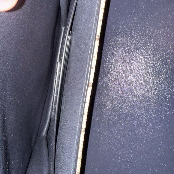 Brand new Saint Laurent Beige and Black Crossbody Bag - Picture 5 of 6